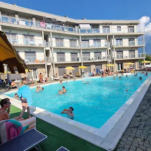  Hébergement de vacances Alessandra Supervacanza -